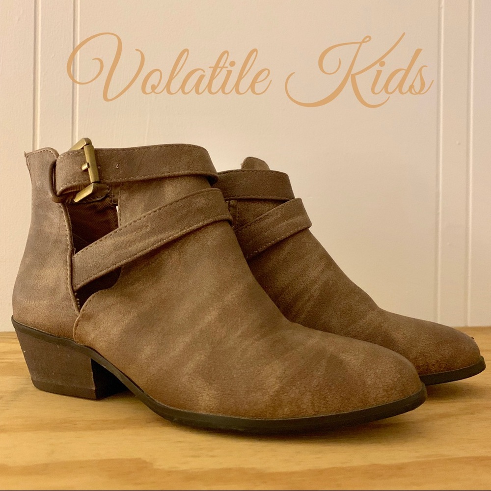 VOLATILE KIDS |  Girl’s Brown Ankle Boots | Size 2